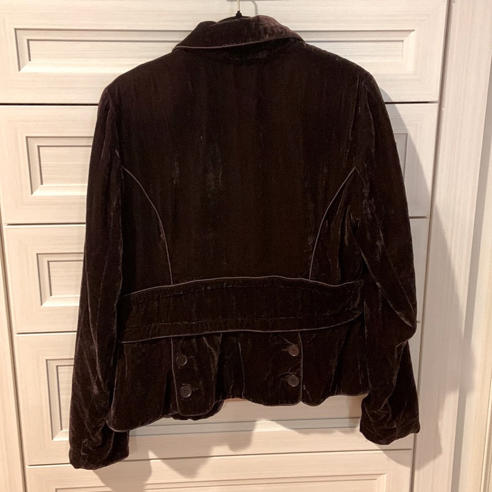 Vintage Velvet Brown Blazer—don’t freeze at the office! - Picture 2 of 5